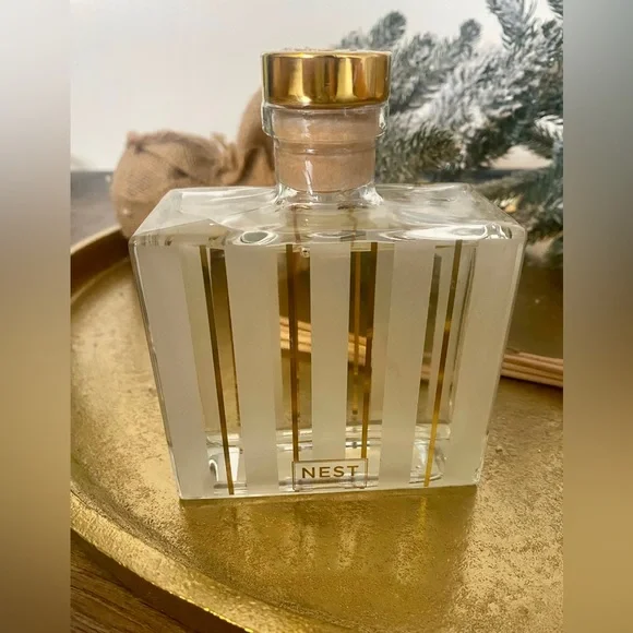 NEST New York Luxury Fragrance Holiday Scent Diffuser 5.9oz New no box Sealed - Picture 2 of 4